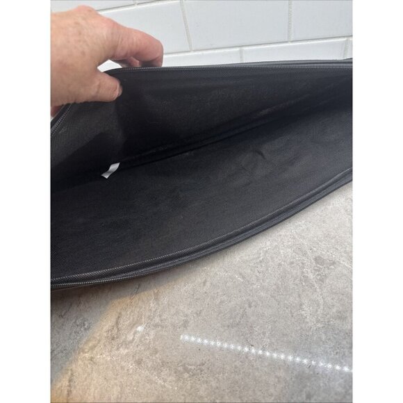 Dunlop Pro-GTS 130 Biomimetic Squash Racquet-with case. Like new! - Picture 13 of 13